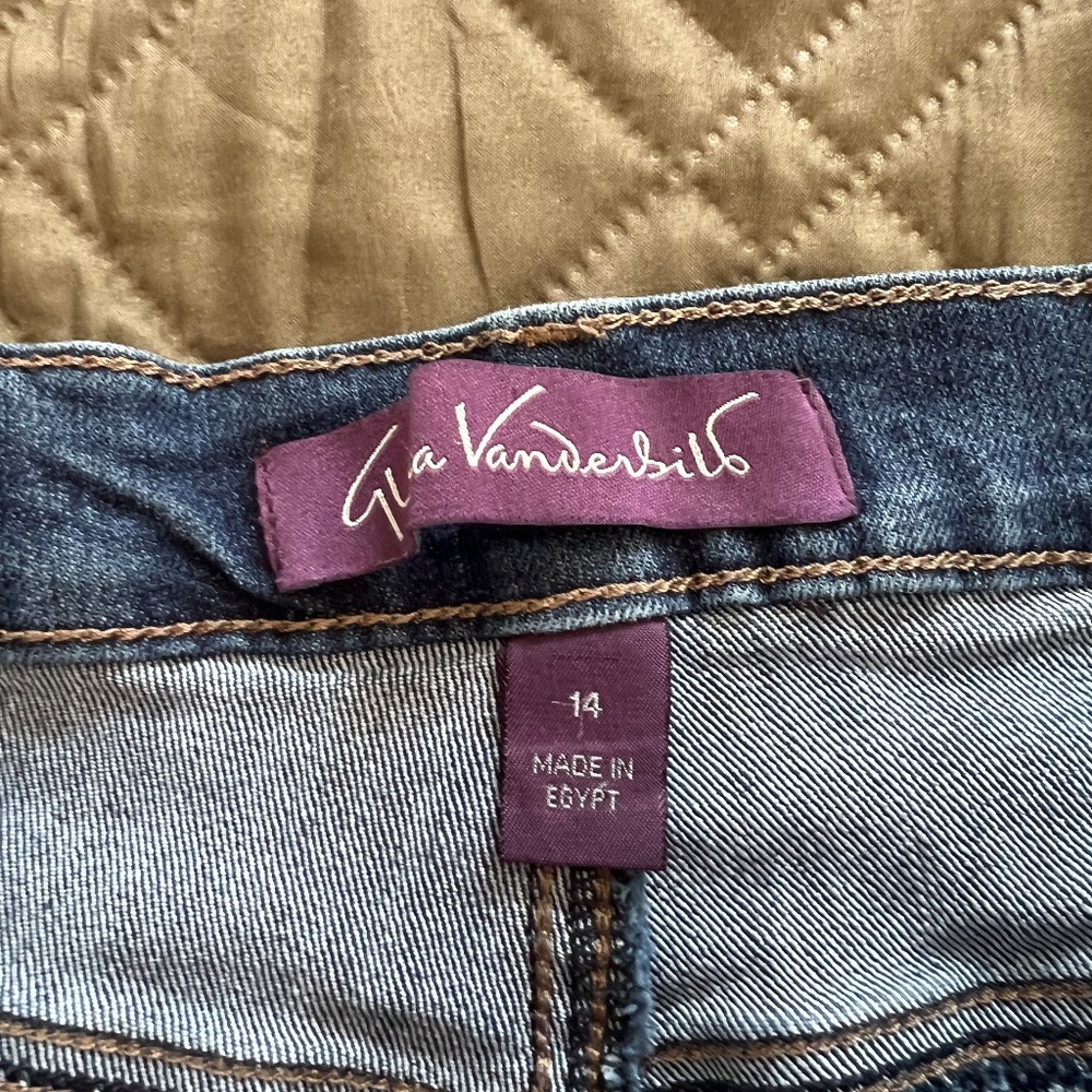 Bundle Jeans - Picture 3 of 3